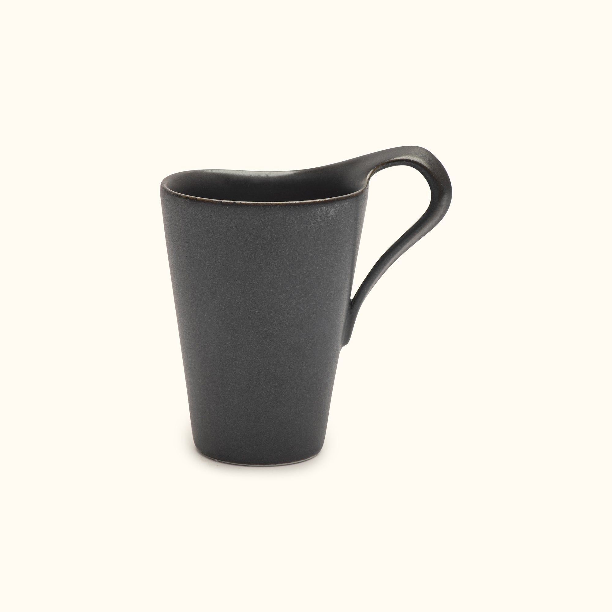 Arita-yaki | Tall Cup | Black